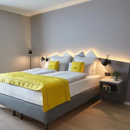 Acora Airport Living The - 3* Дюссельдорф