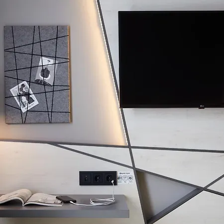 Aparthotel Acora Airport Living The City - *