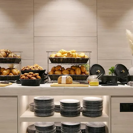 Acora Airport Living The - 3*